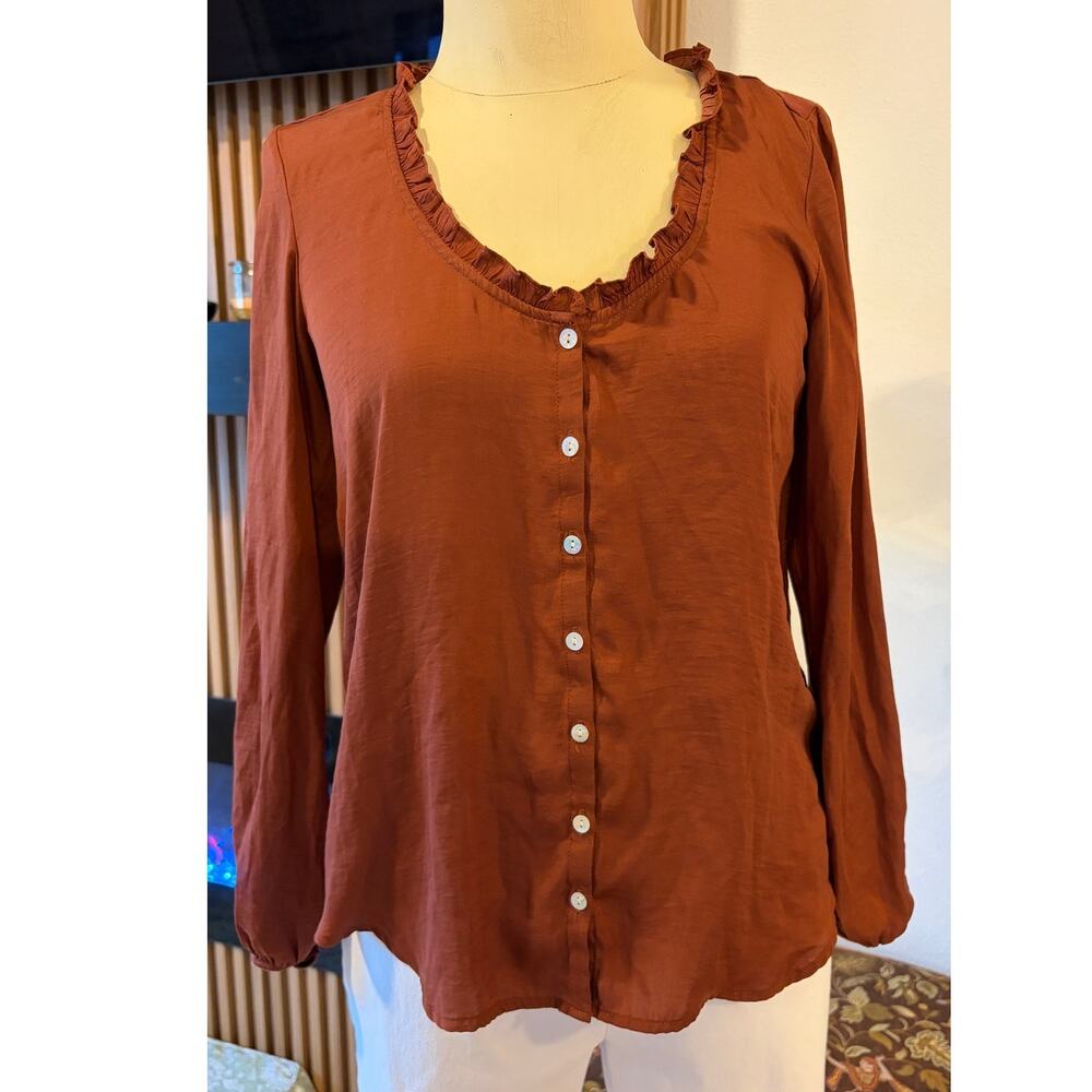 Dolan Women’s XS Rust Brown Ruffle Neck Button Front Long Sleeve Blouse